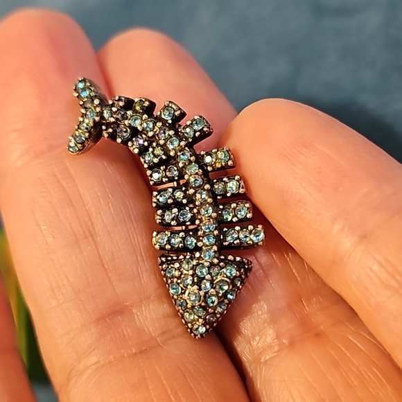 1970s vintage U.S.S.R. brooch. The blue fish - Picture 7 of 8